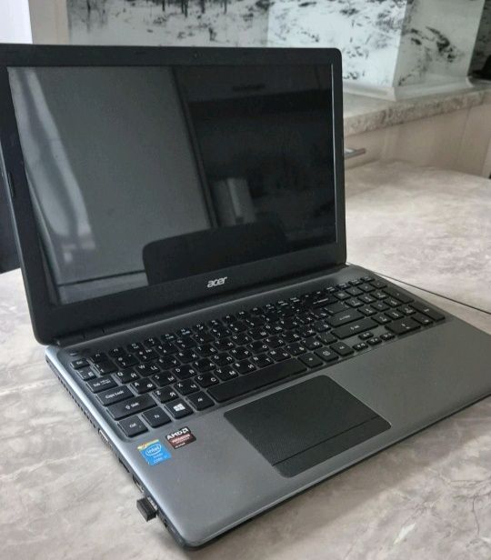 Б/у ноутбук в рабочем состоянии acer