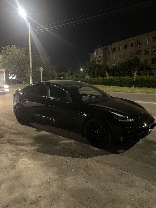 Tesla Model 3 2020 — 2
