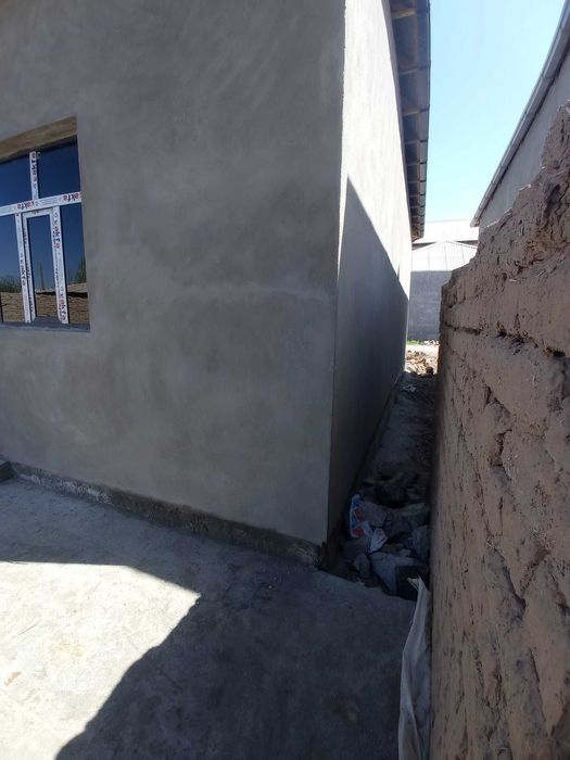 yangi qurilgan zamonaviy uy sotiladi