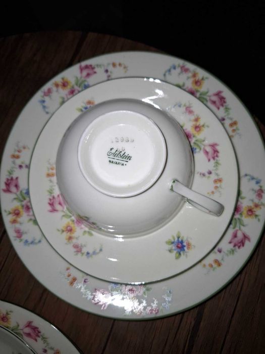 Тройни порцеланови сетове