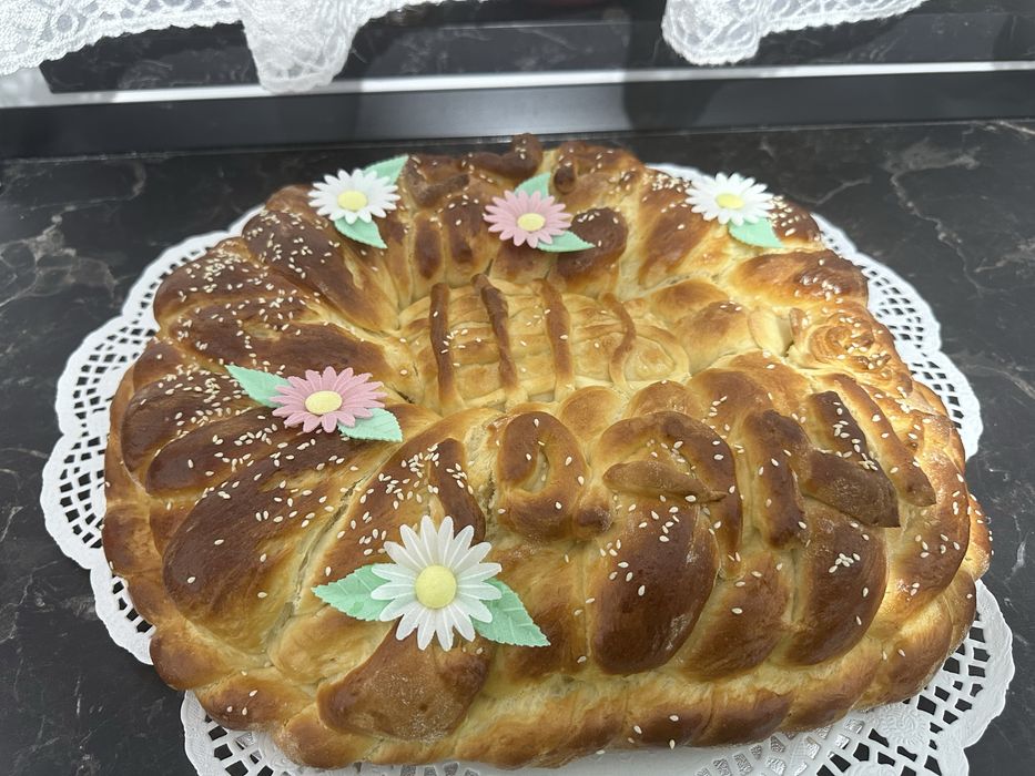 Turta mot fetita delicioasa si aspectoasa