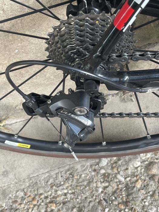 Trek Madone 2.1-шосеен велосипед 2x11 speed