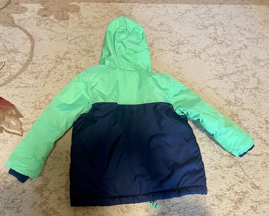 Фирменная куртка Carters