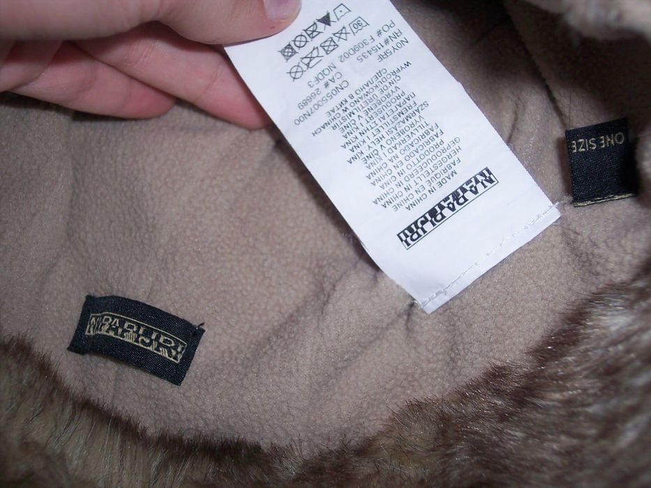 napapijri шапка.