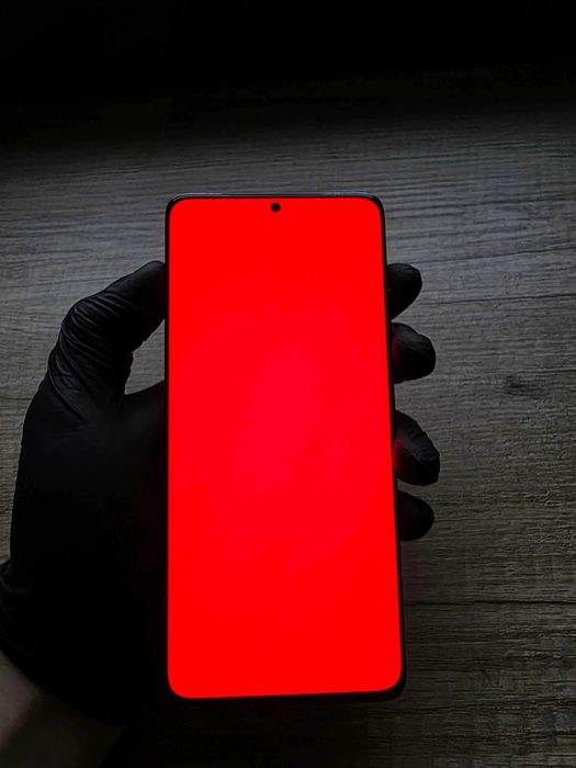 Samsung Galaxy S21 Ultra 256GB + S Pen + 2 huse Mous + 2 huse Spigen