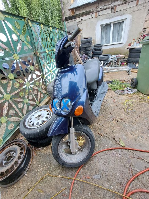 Vand scuter yamaha ovetto!