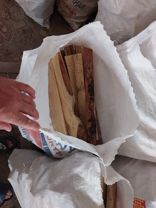 Дрова сухие в мешках