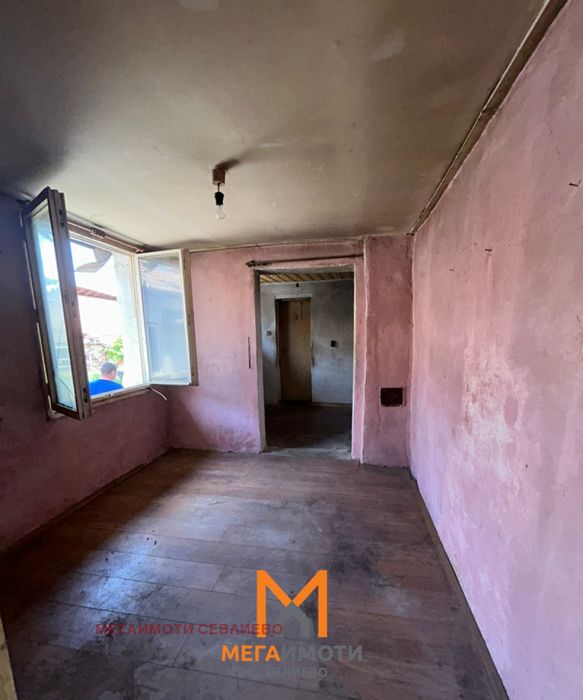 Продава се Къща в Севлиево - 206 кв.м за 186 €/кв.м - Снимка #10