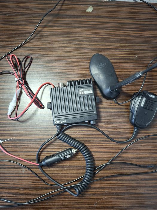 Stație radio mobilă CRT ONE + antenă magnetică + microfon