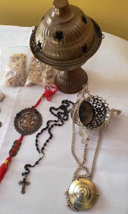 Kit: Obiecte religioase  cruciulite/iconițe și brățări