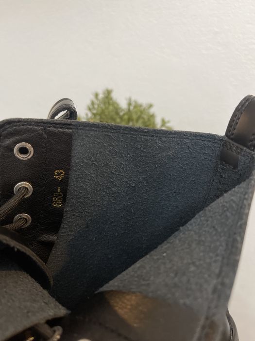 Продам ботинки