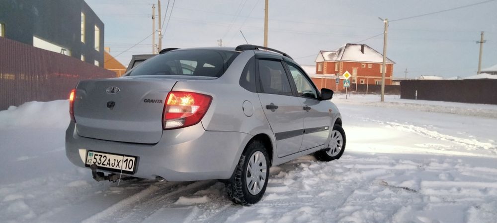 Продам Гранту в отличном состоянии