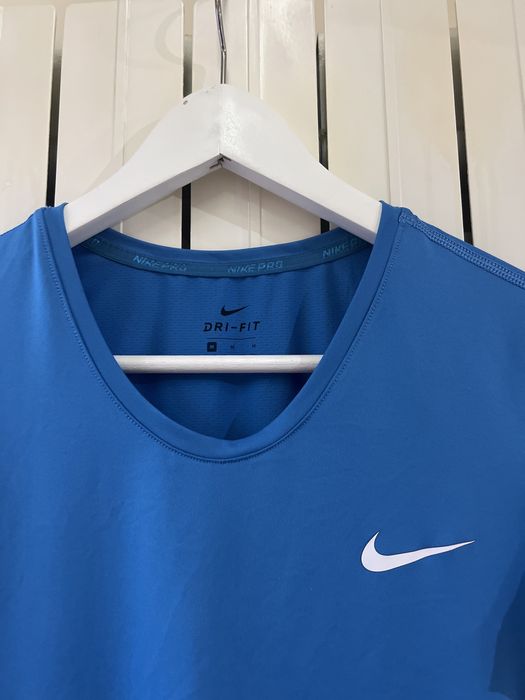Tricou sport Nike