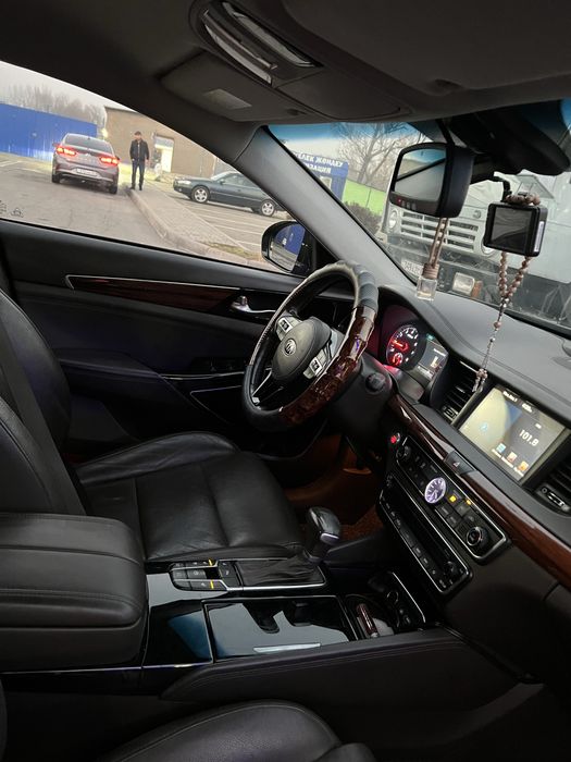 Продается Kia K7 в отличном состоянии