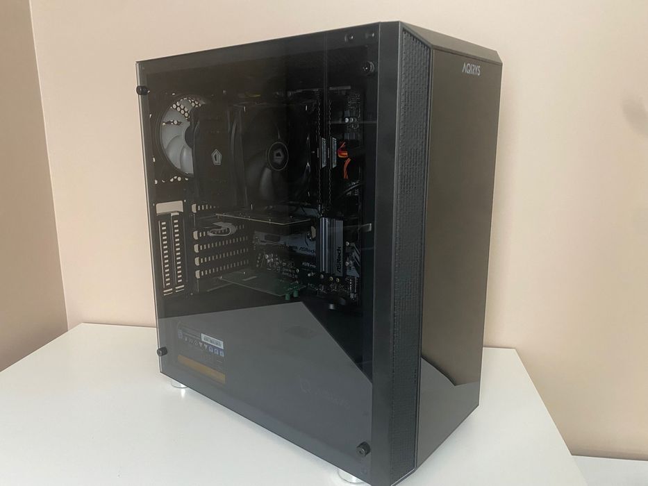 Calculator cu procesor i7 9700kf , 32gb RAM