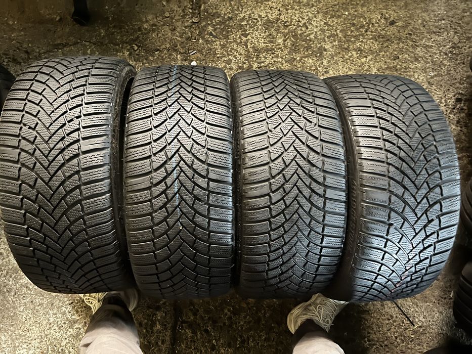 Anvelope de iarna  225/40 R18 Bridgestone