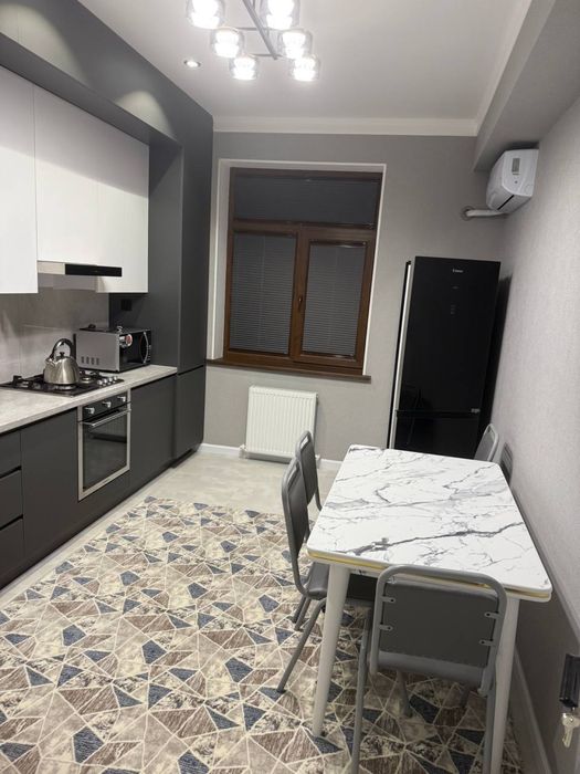 Сдается 4 комнатная квартира