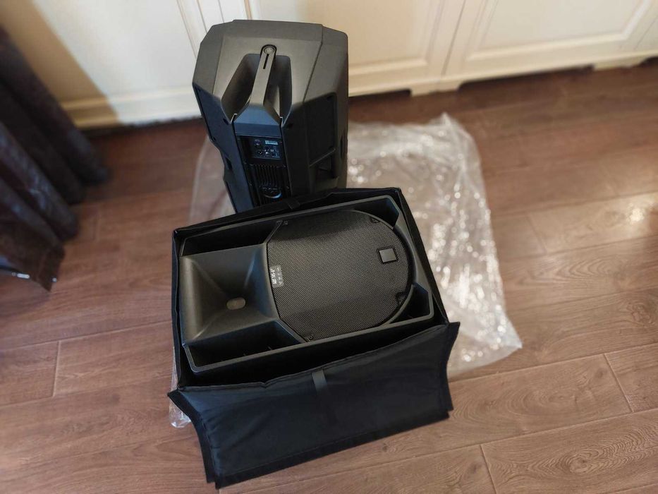 Чисто нови тонколони RCF ART 745-A MK5 + калъфи