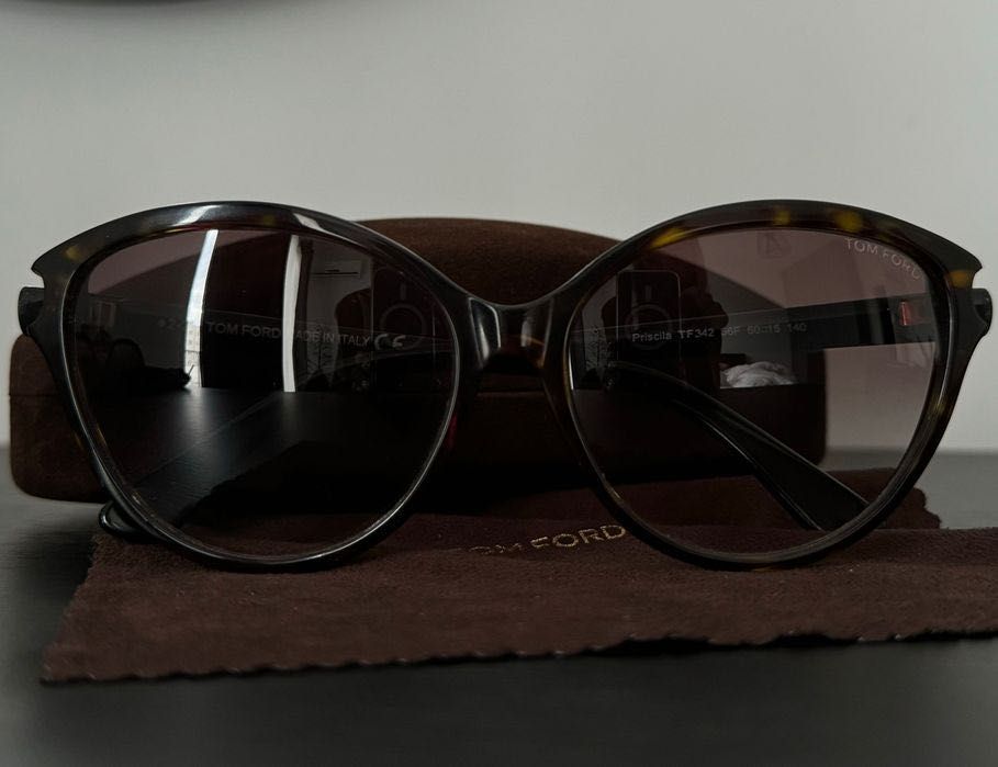 Оригинални слънчеви очила TOM FORD Priscila TF342 56F