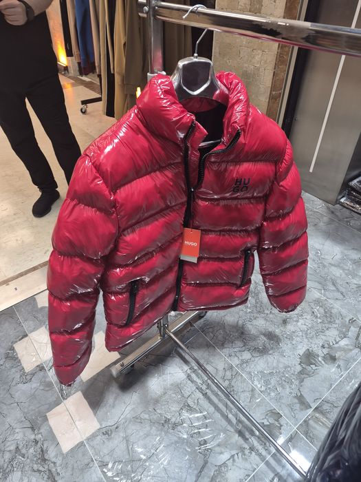 Яке Boss,Hugo Boss