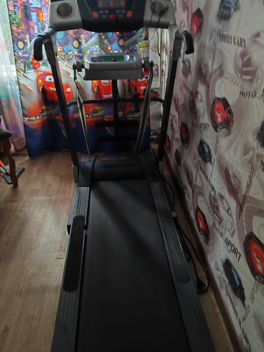 Продаётся беговая дорожка