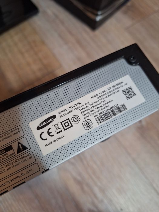 Sistem Home Cinema 5.1 cu Blu-ray Samsung HT-J5150, Negru