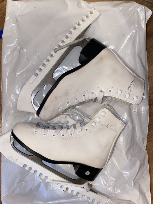 Коньки женские