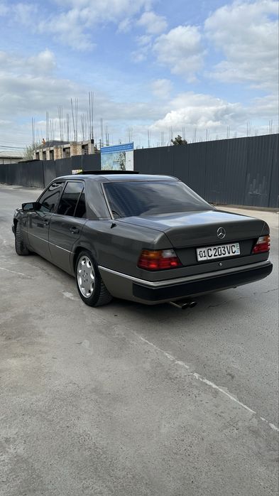Mercedes-Benz 300 1989 — 3
