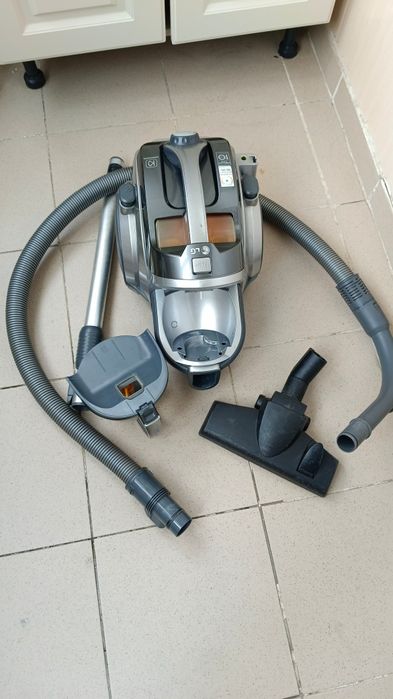 Пылесос  LG kompressor