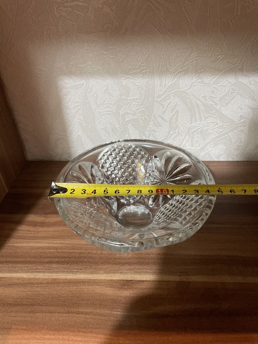 Продам вазу хрустальную