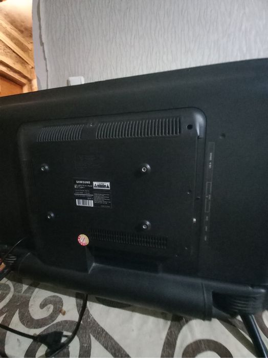 Телевизор самсунг