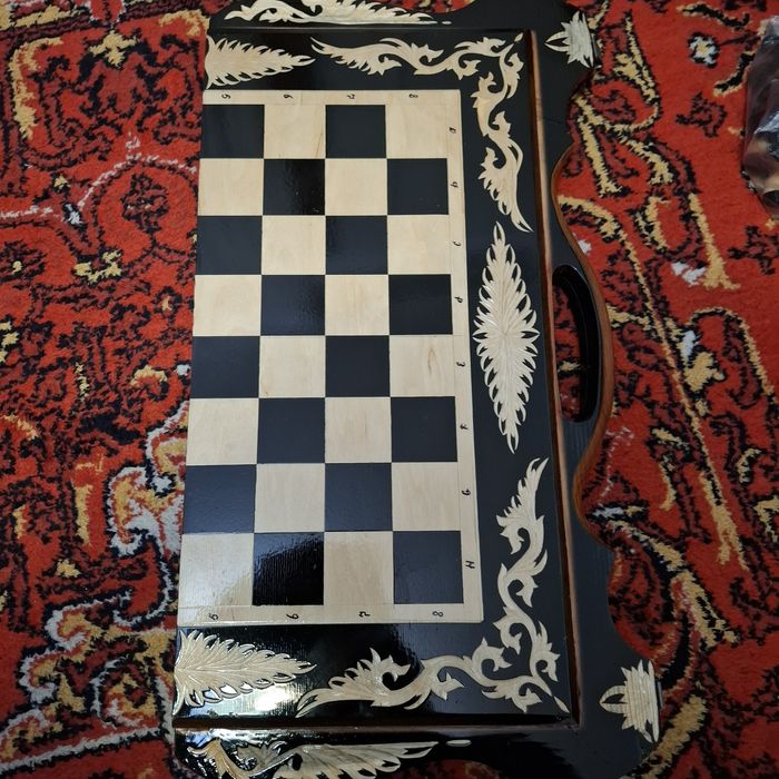 Продам нарды ручная работа