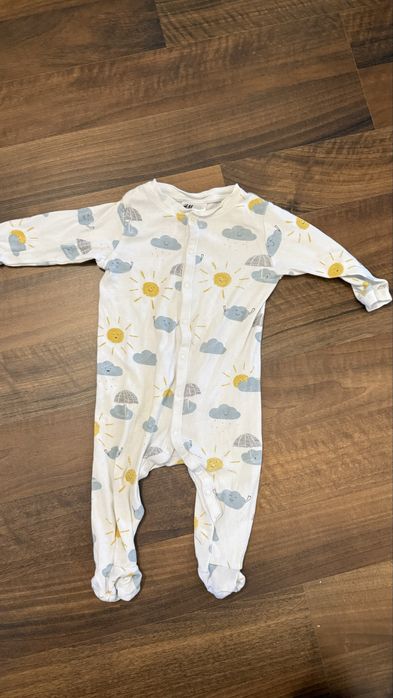 Lot hainute bebe HM marimea 68