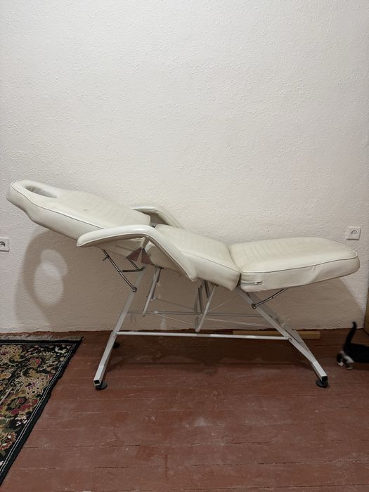 Кушетка в хорошем состоянии