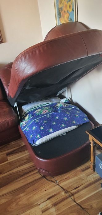 Кожен Ъглов Диван