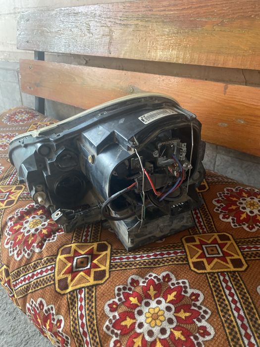 фара на порш каен