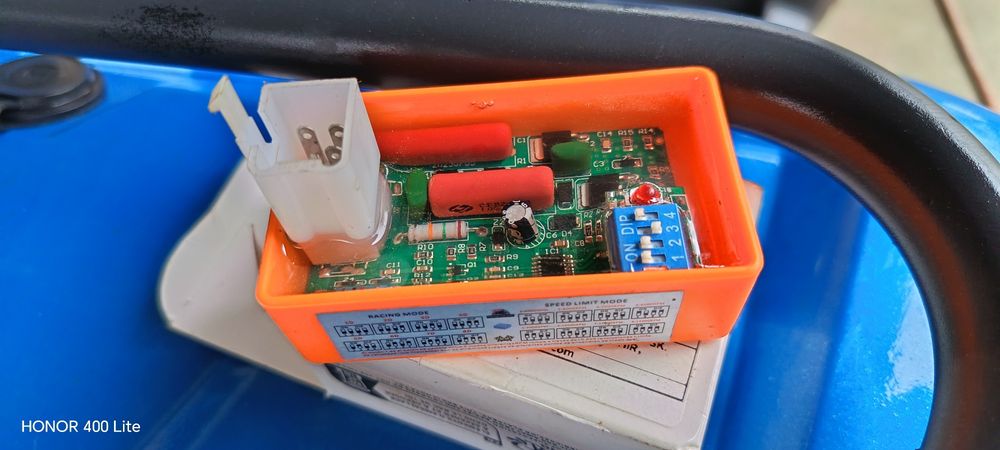 Vand cdi reglabil și carburator pentru cross 125-150cc