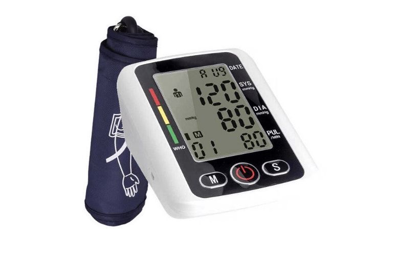 Tensiometru electronic pentru brat inregistrare valori