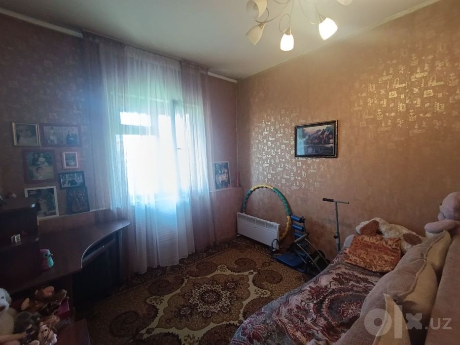 Продаю 4-х комнатную квартиру на Сергели 2, Турон метро
