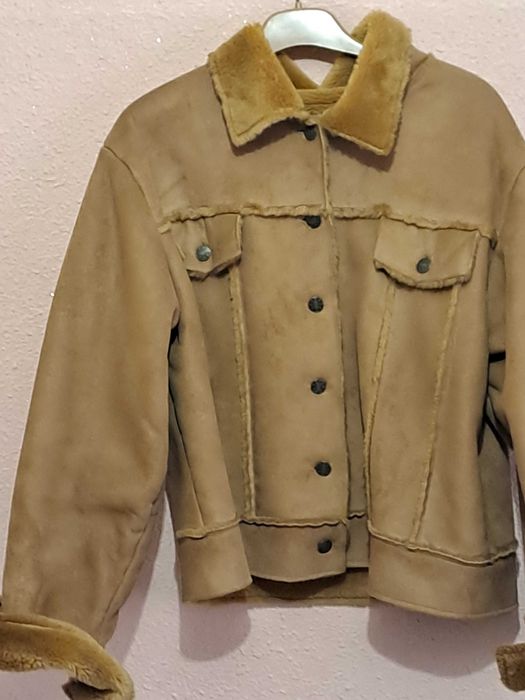 Geaca damă nepurtată!