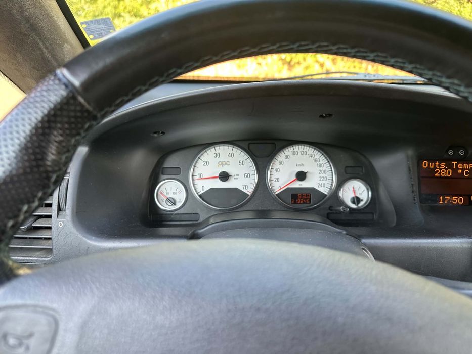 Opel Zafira OPC