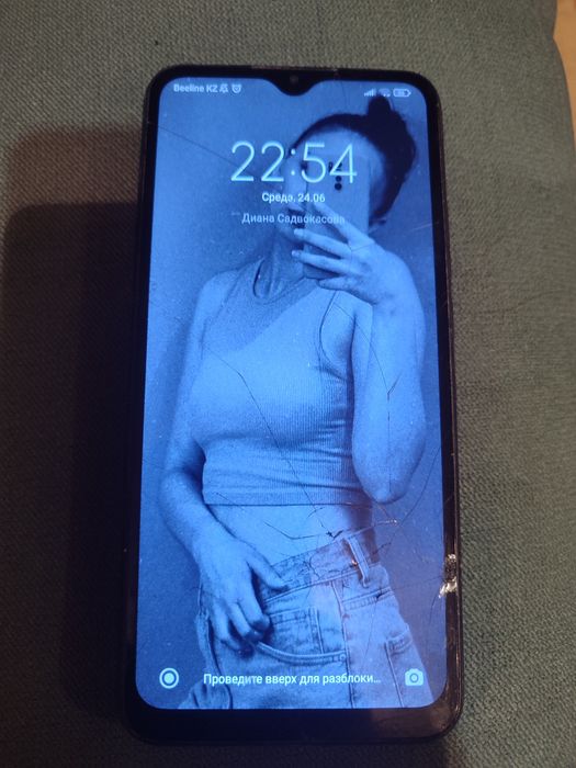 Продается телефон Redmi 9