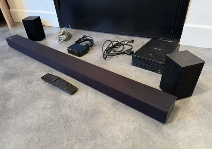 Soundbar 4.1 Samsung HW-R470, 240 W, Negru