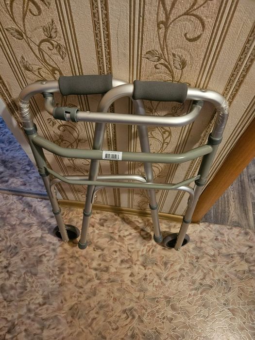 Ходунки для взрослых