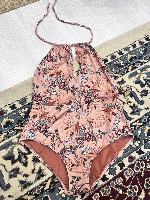 Купальник новый 4000 тг