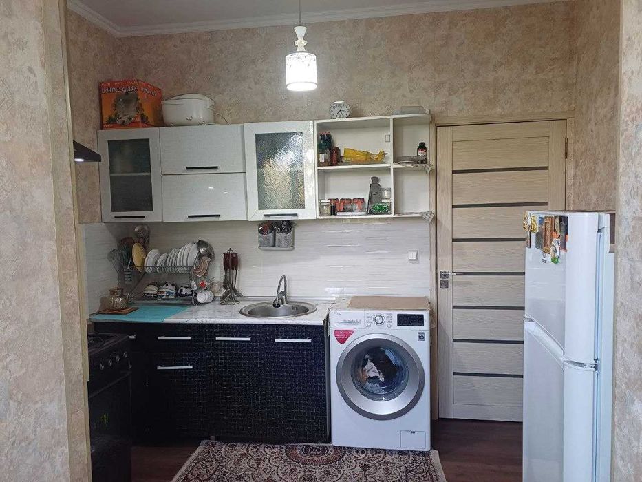 Продаётся уютная 2 в 3 комнатная квартира в Мирзо-Улугбекском районе