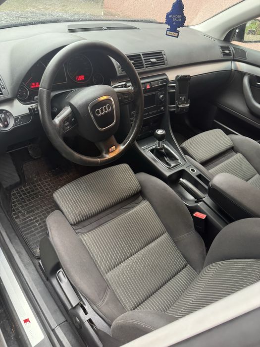 Audi A4 2.0 TDI s-line