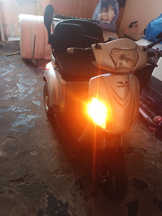 Triciclu electric marca volta