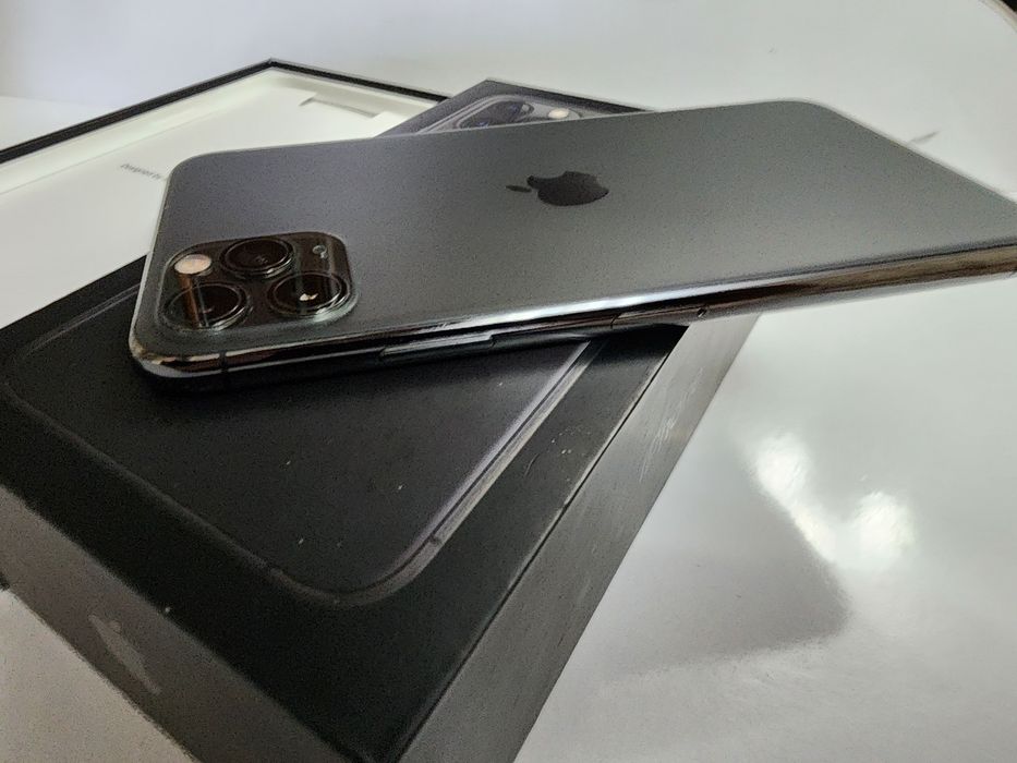 Iphone 11 Pro Max Might Grean 64GB Batareka 100% Ideal xizmatila qilad