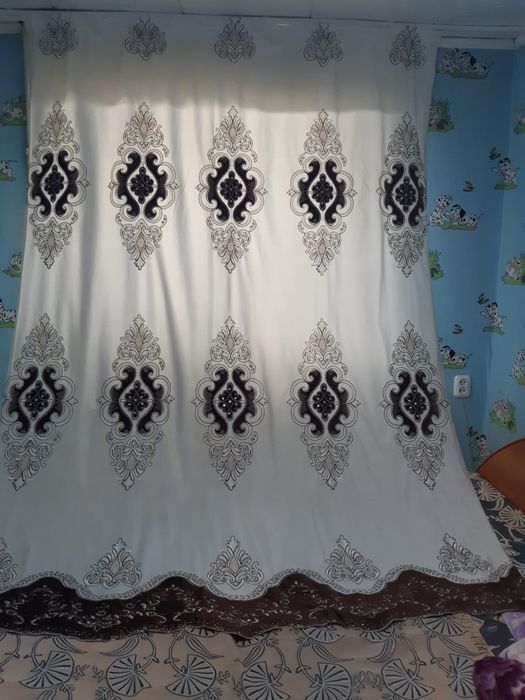 Продам шторы 2 шт